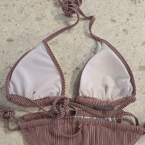 Bikini Lot - All Large - Picture 11 of 13